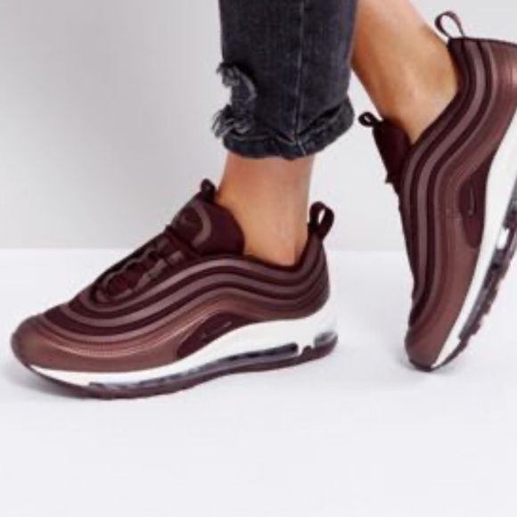 Nike AV8198-600 Plum Air Max 97 Crush Velvet